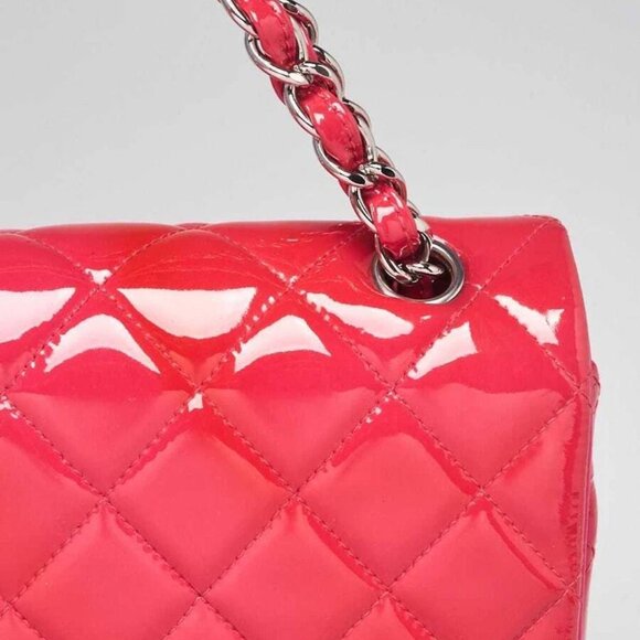 Chanel Pink Quilted Patent Leather Classic Maxi Double Flap Bag - Picture 2 of 12